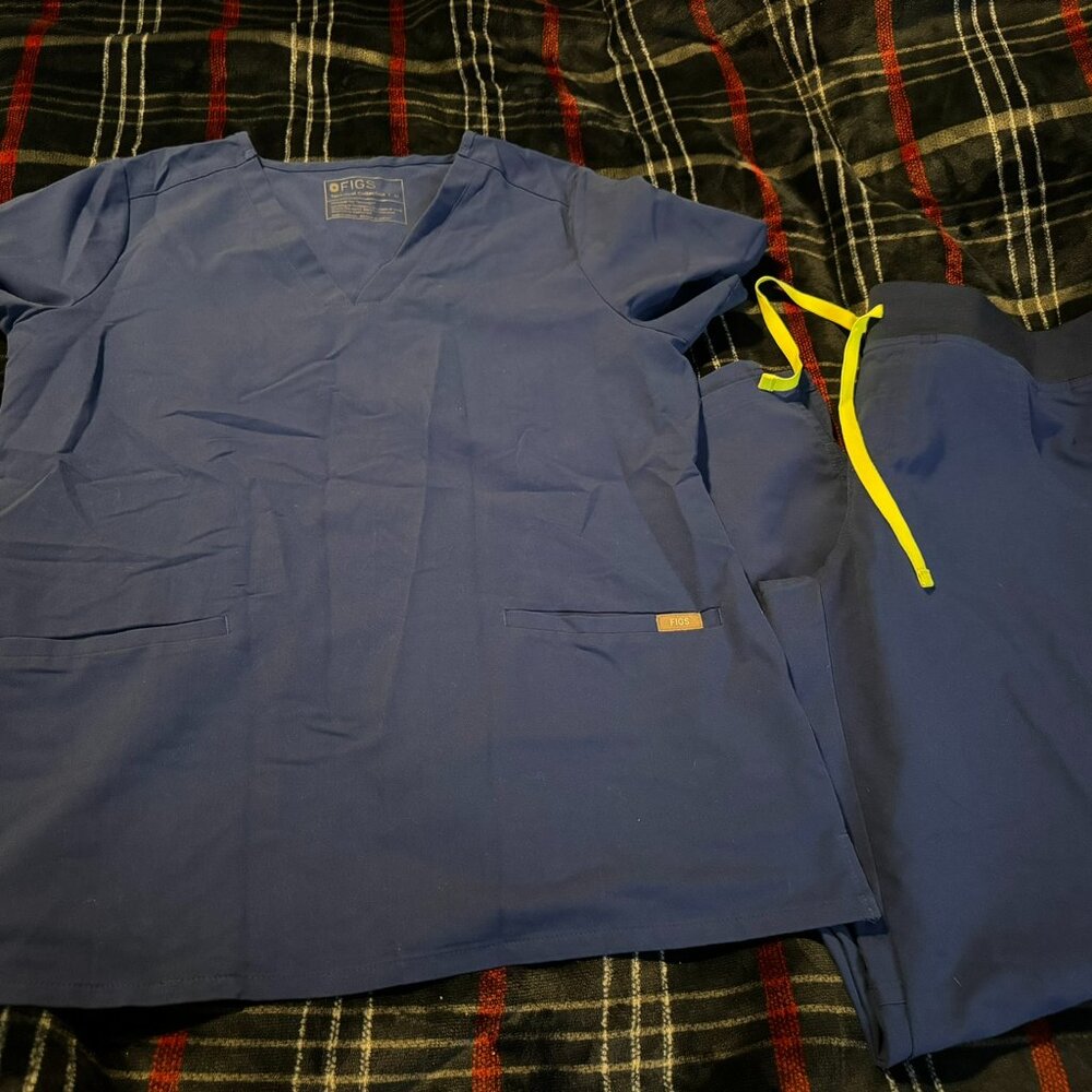navy blue figs scrubs